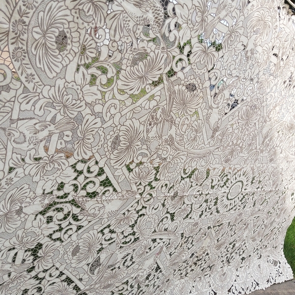 Maderia Tablecloth Birds Peacocks Cutwork - Picture 2 of 16